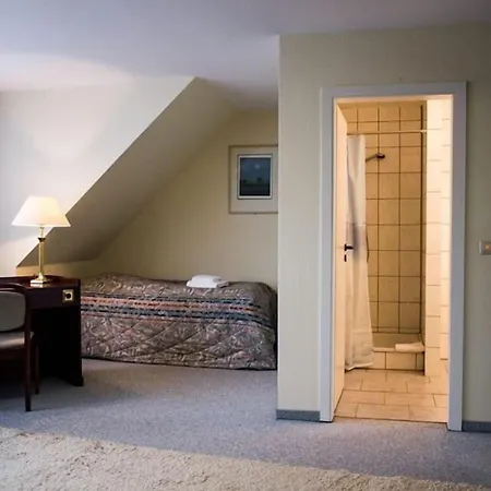 Erbenholz 3* Laatzen