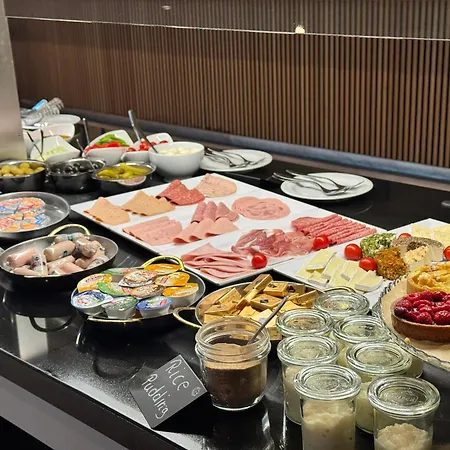 Erbenholz 酒店 拉岑
